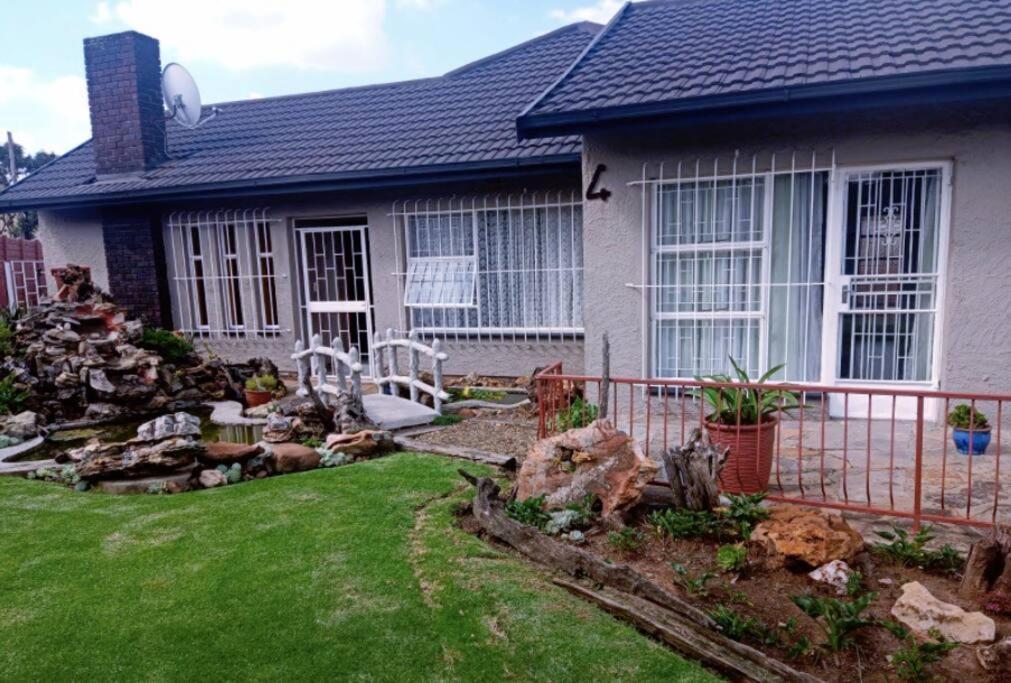 4 On Verbena Boksburg Kültér fotó